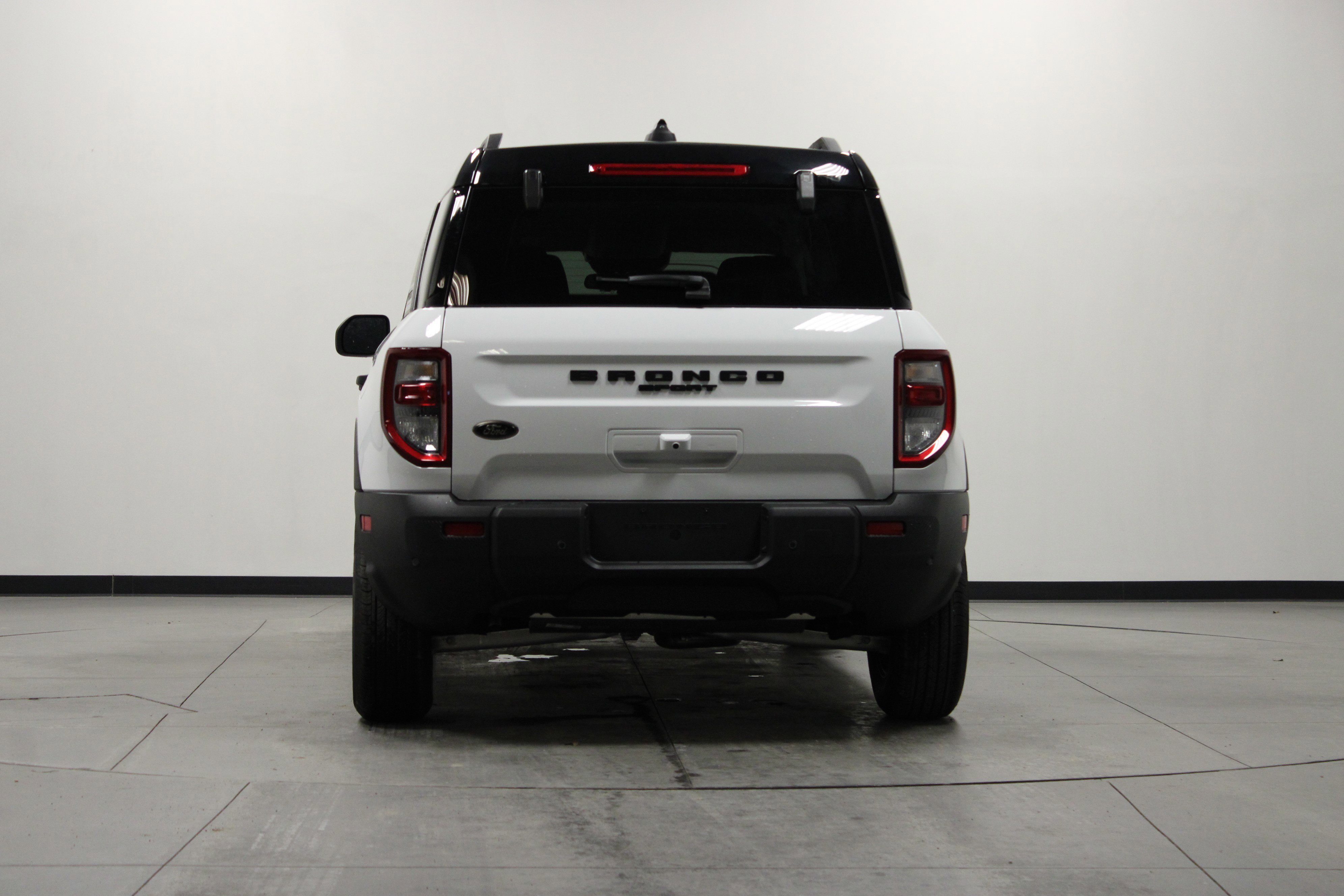 New 2025 Oxford White Ford Big Bend image 5