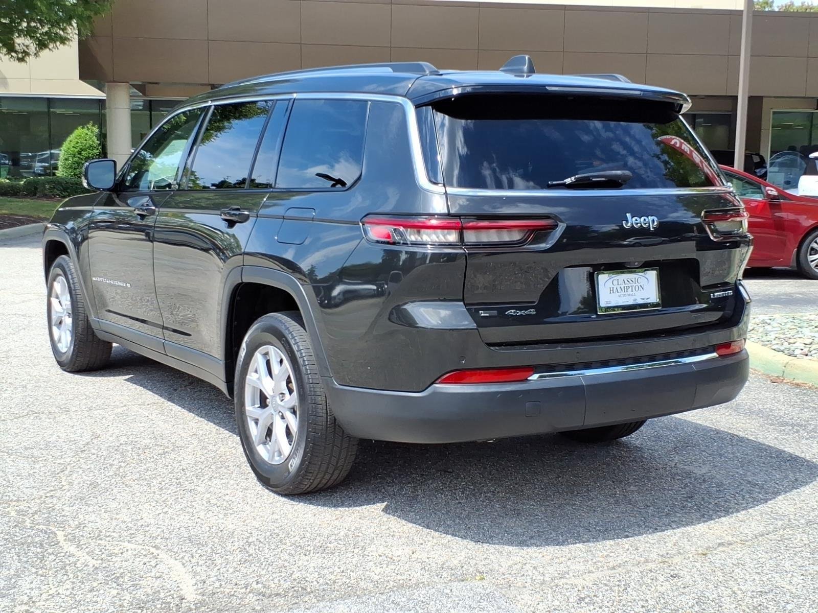 Used 2021 Rocky Mountain Pearlcoat Jeep Limited image 10