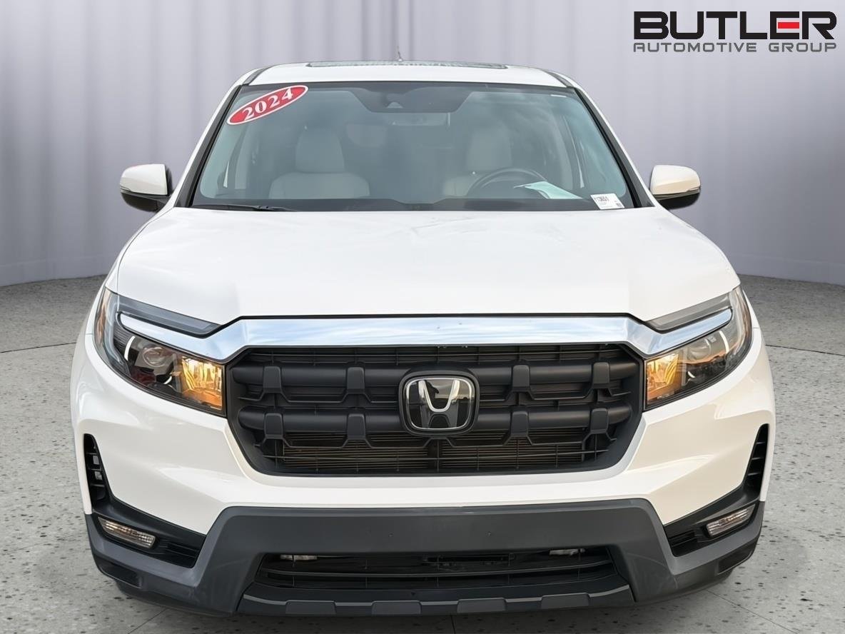 Used 2024 Platinum White Pearl Honda RTL image 9