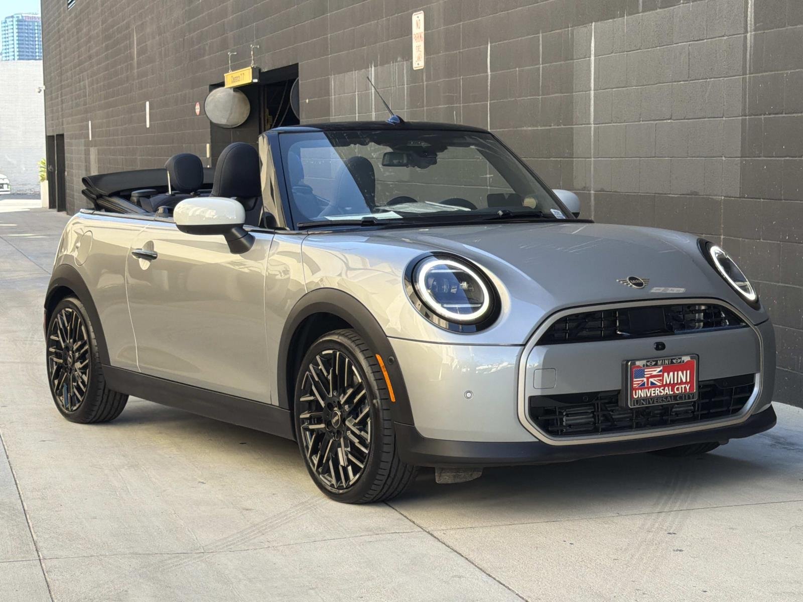 2025 MINI Convertible