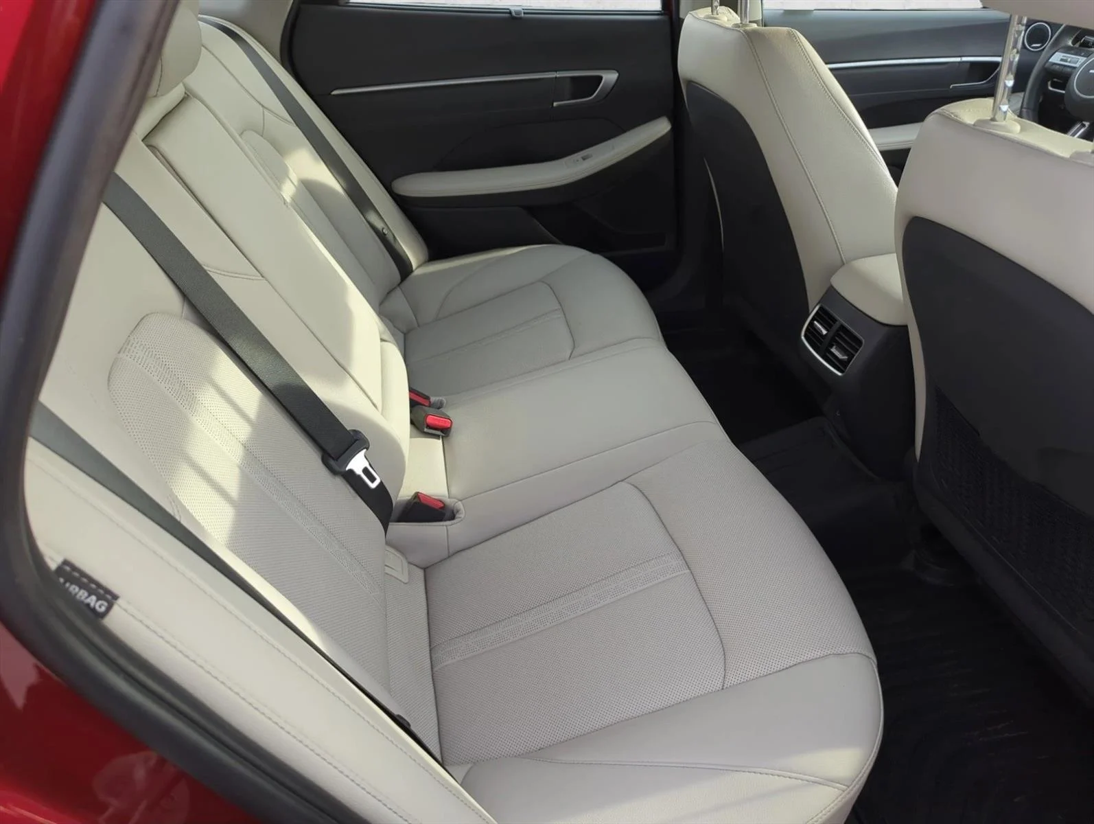 Used 2024 Ultimate Red Hyundai Limited image 25
