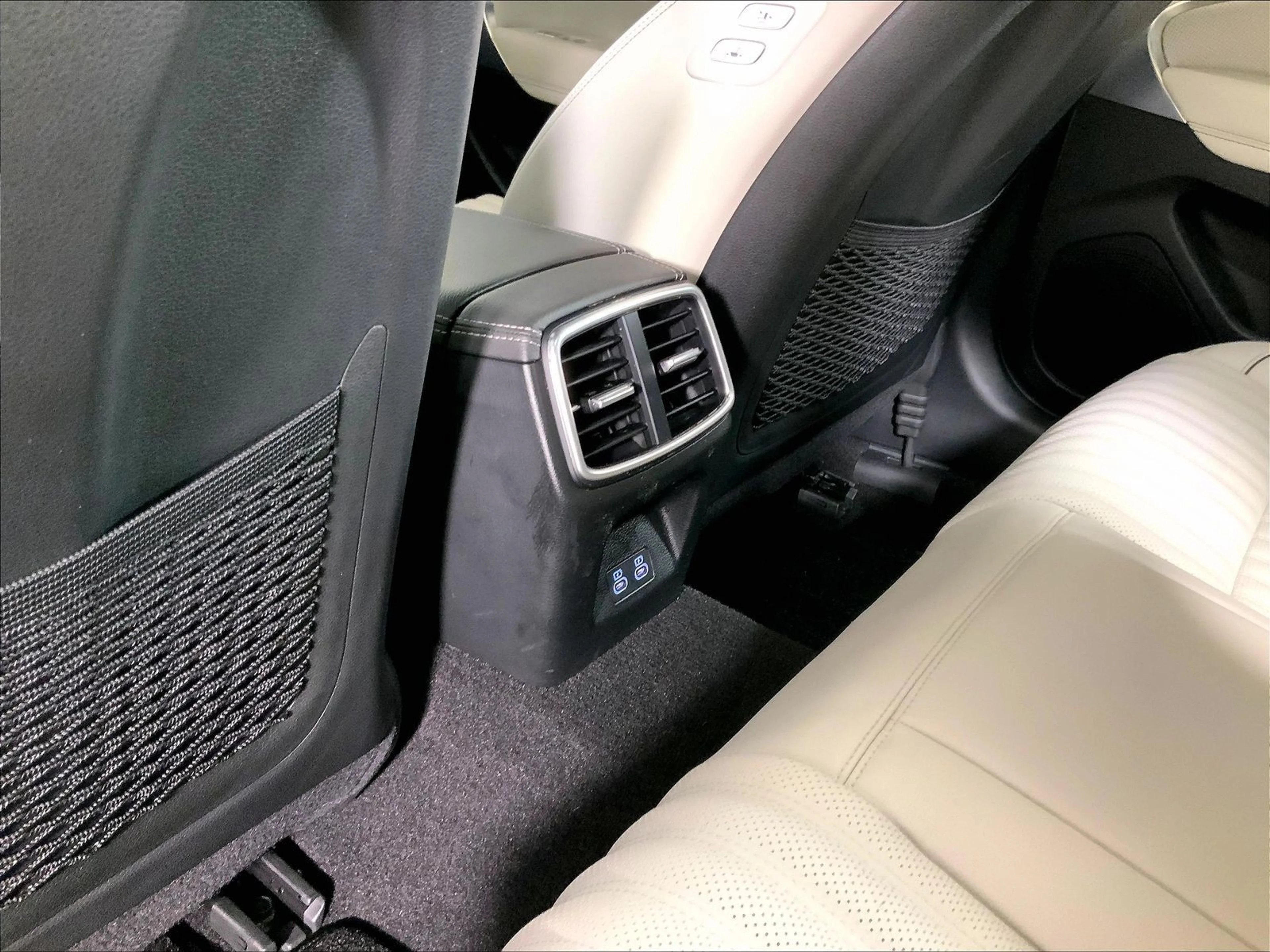 2024 GENESIS G70 Sport Advanced - Photo 21
