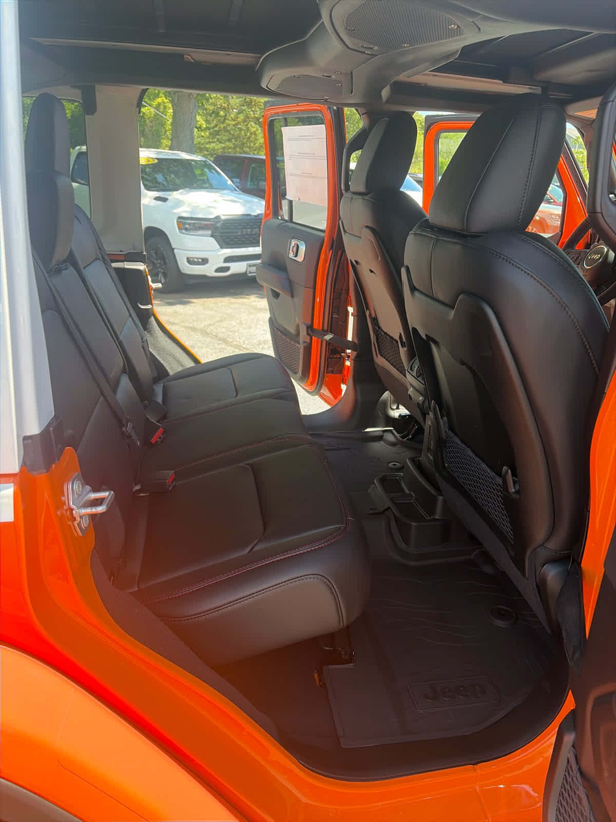 New 2026 Joose Exterior Paint Jeep Rubicon X image 16