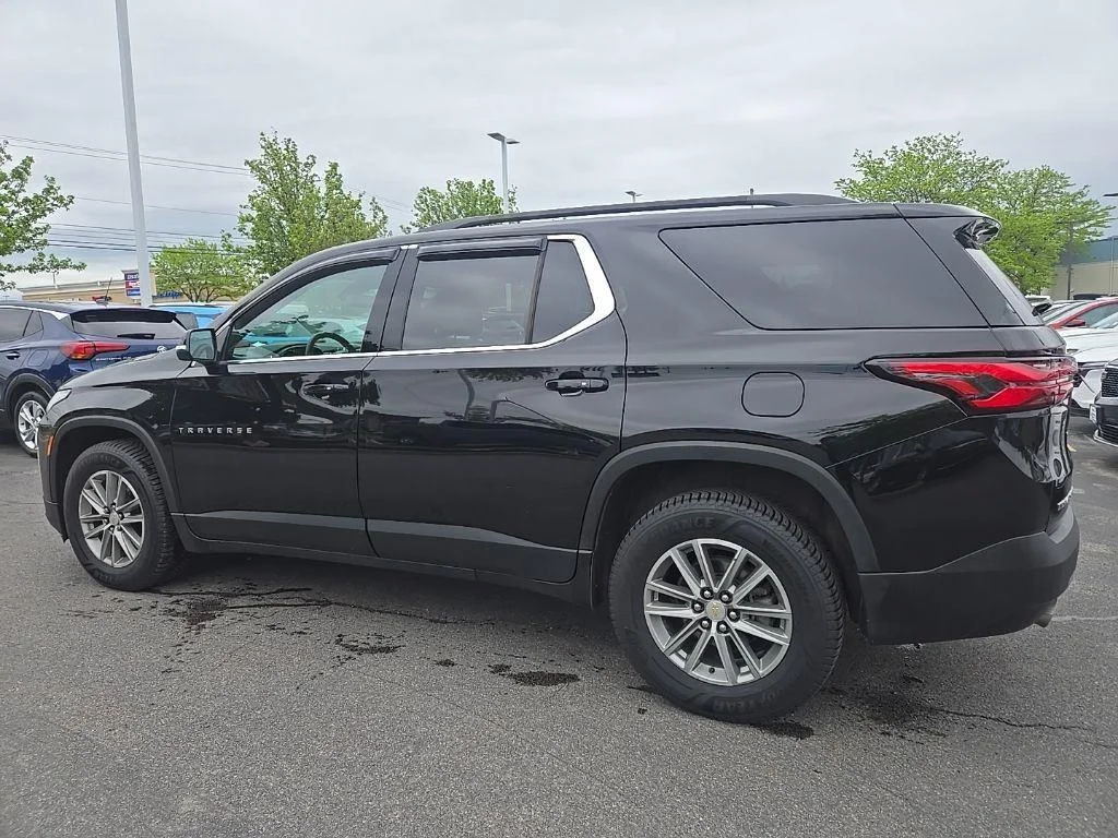 Used 2023 Black Metallic Chevrolet LT image 3