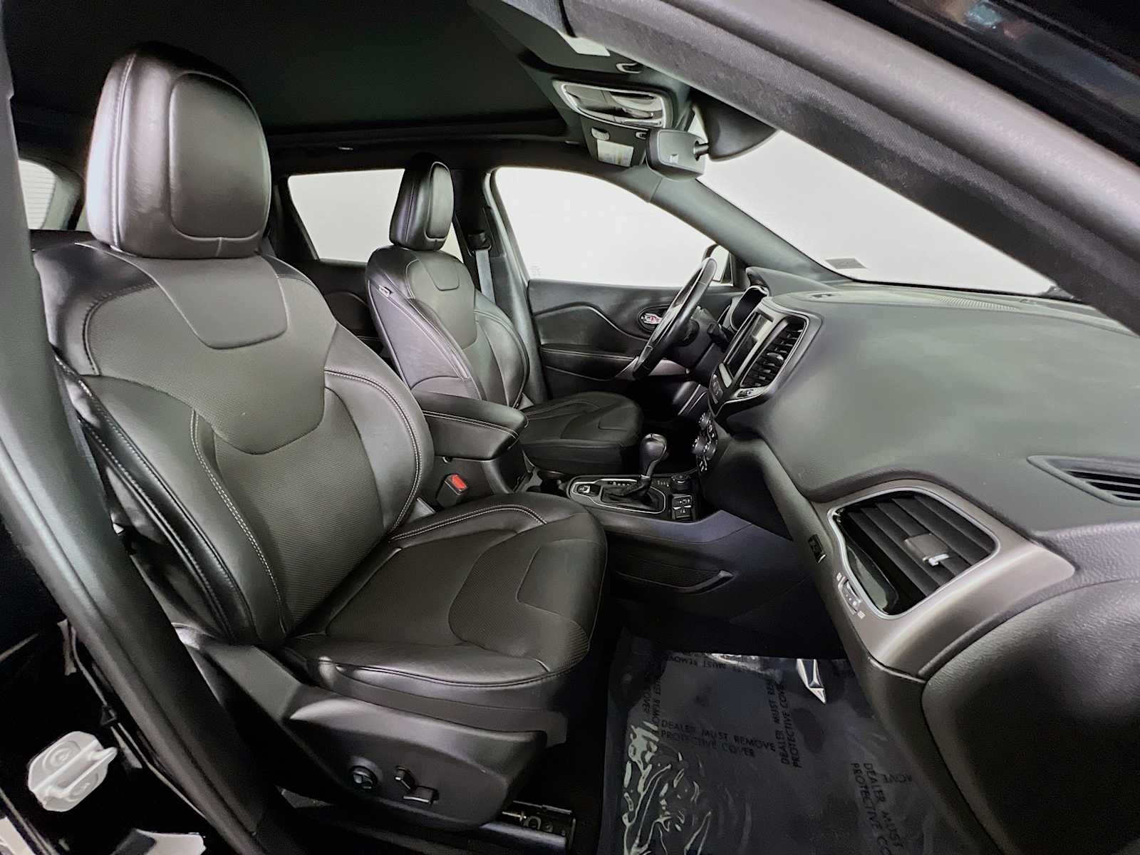 Used 2021 Diamond Black Crystal Pearlcoat Jeep 80th Anniversary image 30