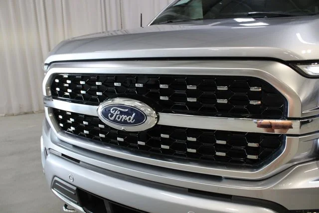 Used 2023 Silver Ford Platinum image 33