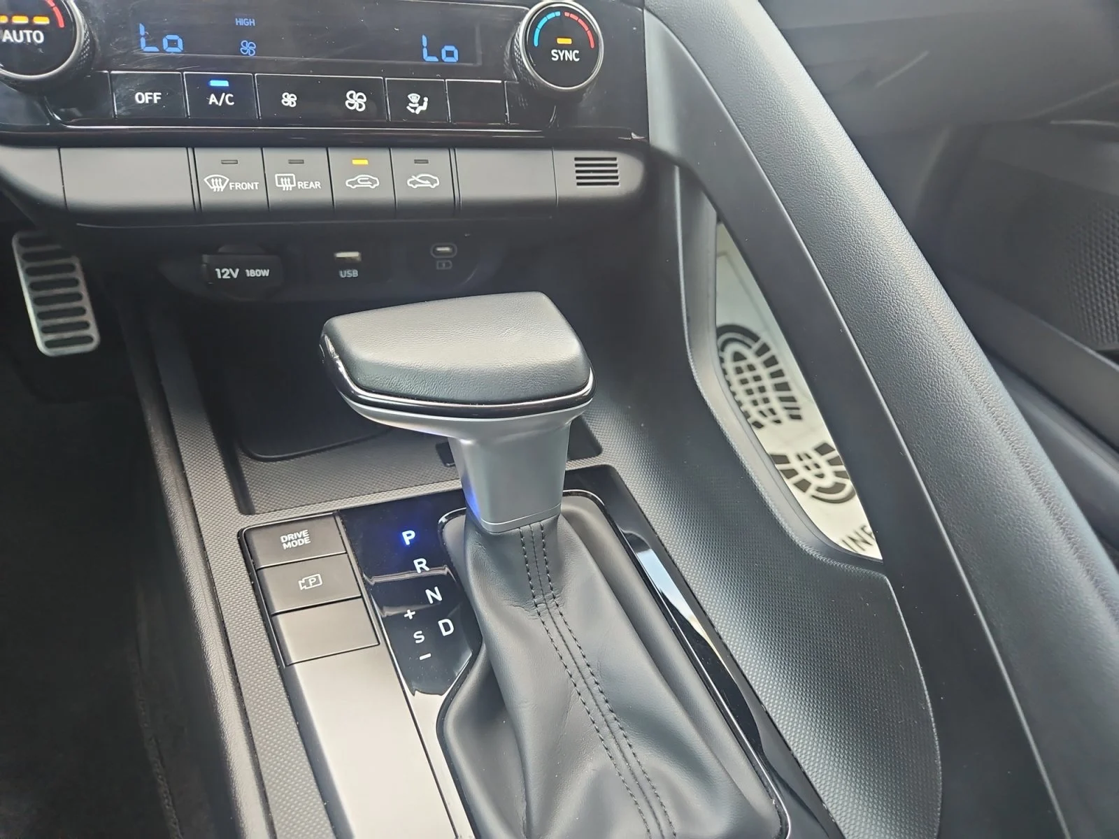 Used 2025 Serenity White Hyundai SEL Sport image 19