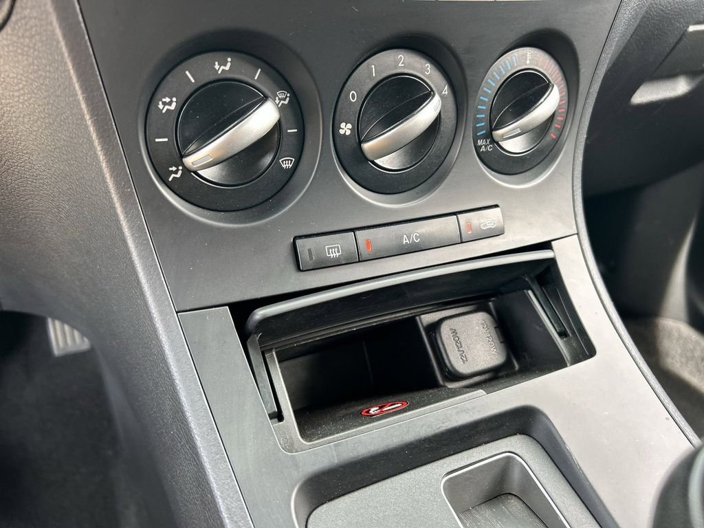 Used 2012 Gray Mazda i Touring image 29