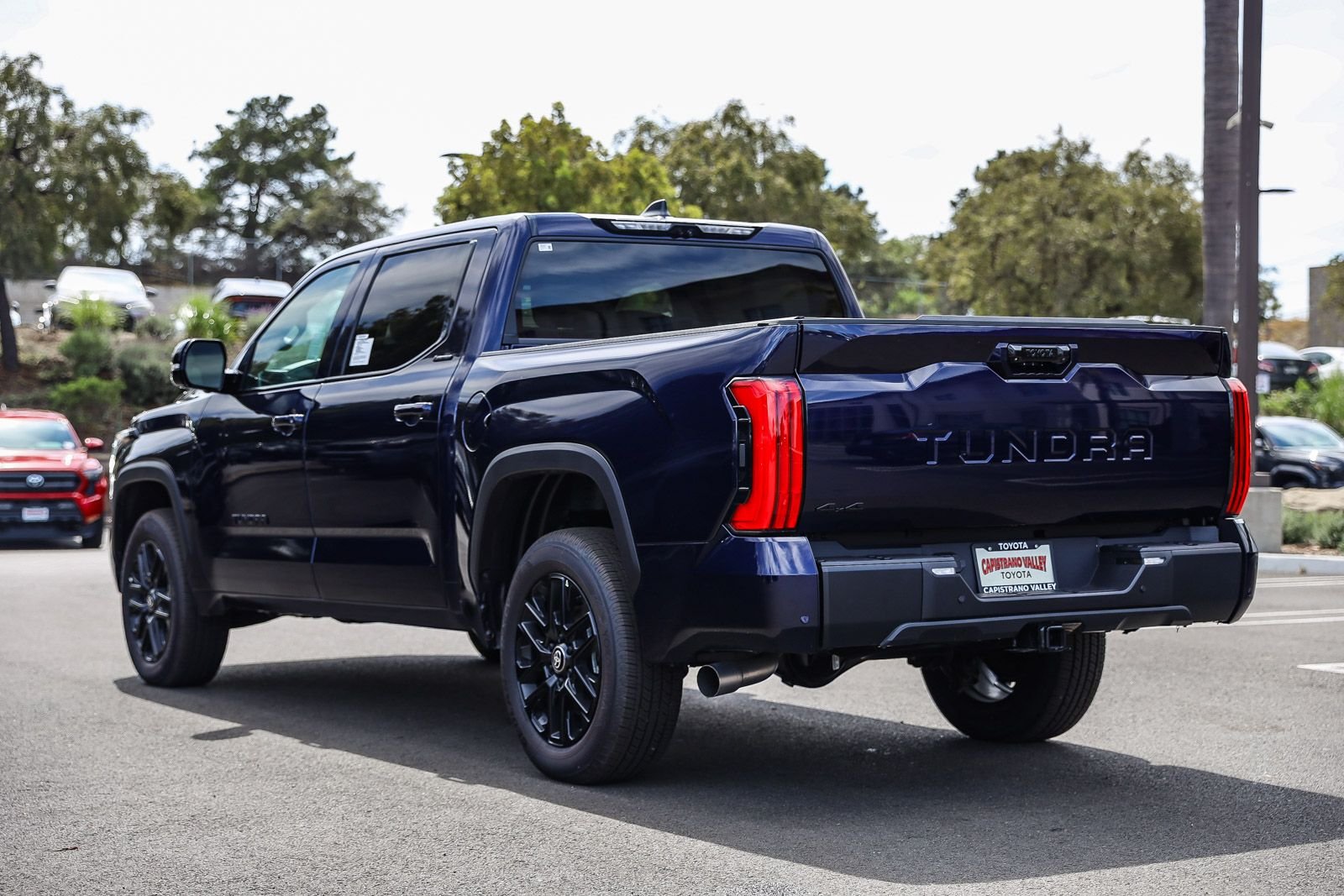 2025 Toyota Tundra Limited - Photo 6