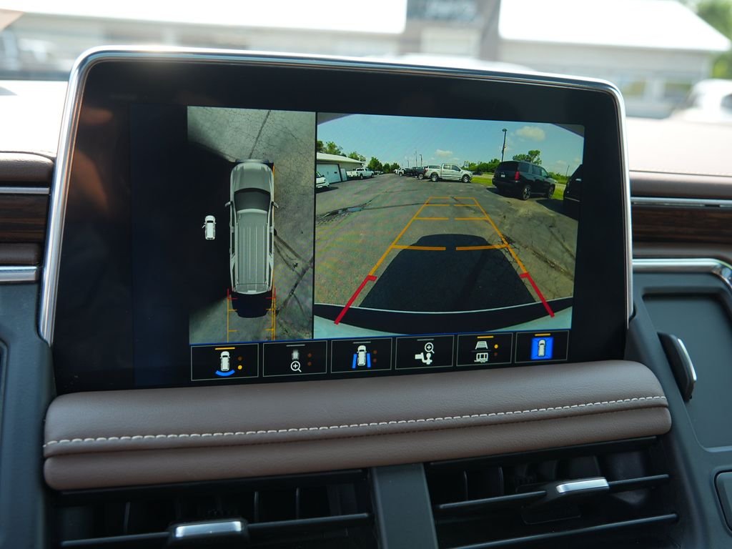 Used 2022 Beige Chevrolet High Country image 28