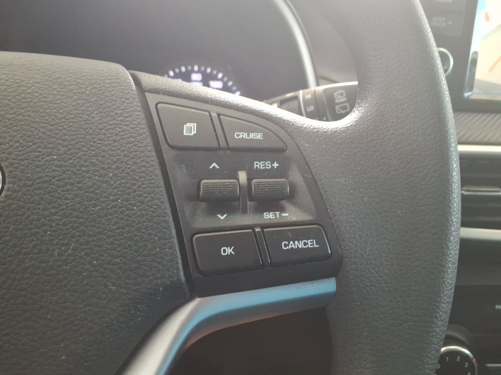 Certified Used 2020 Aqua Blue Hyundai Value image 25