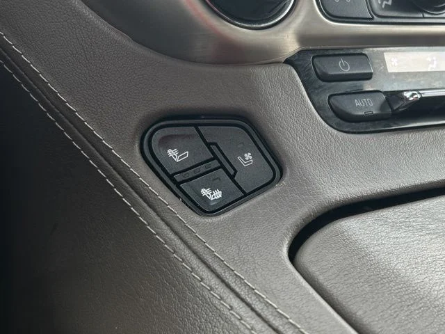 Used 2017 White Frost GMC Denali image 51