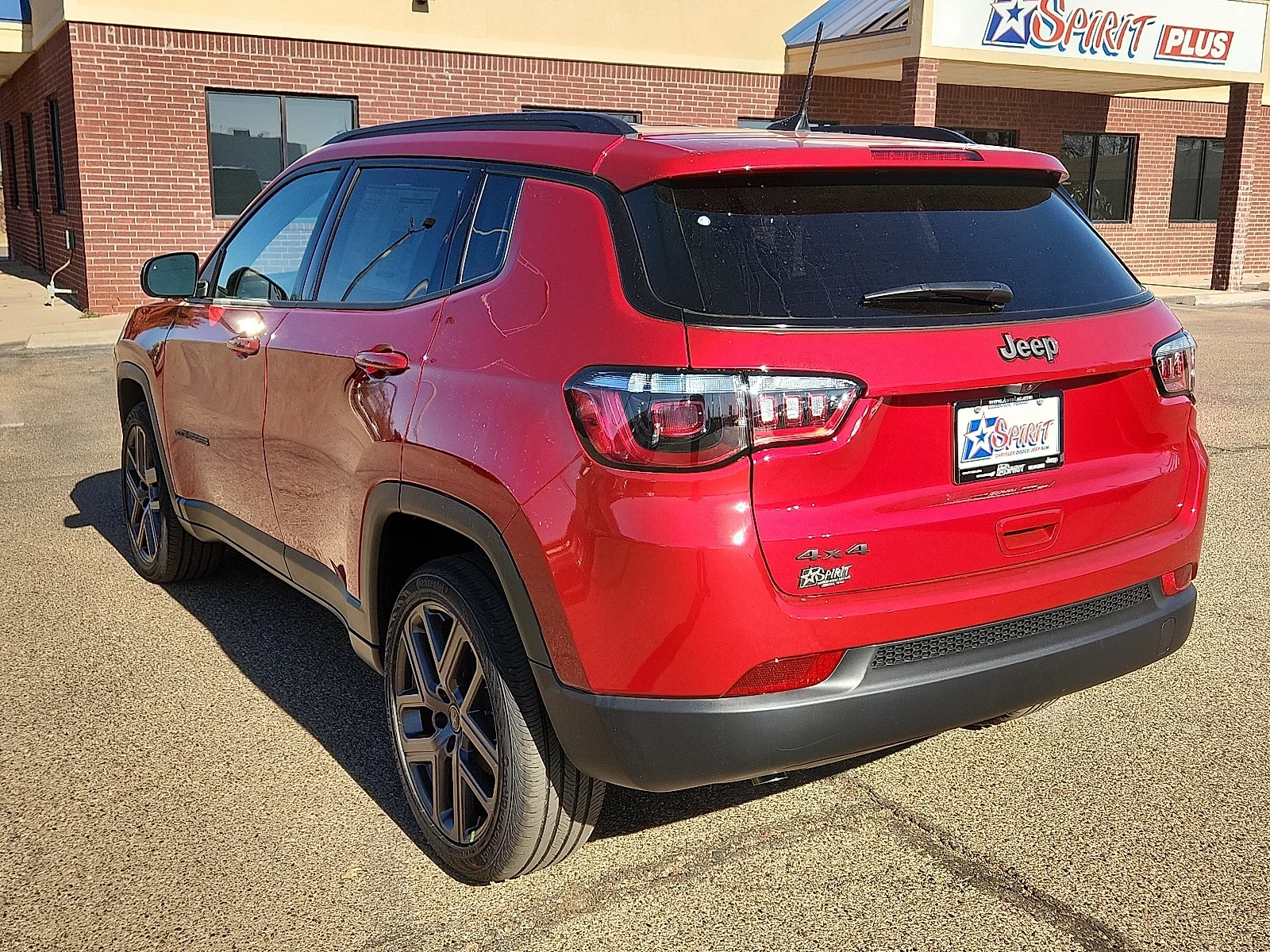 New 2026 PR6 Red Hot Pea Jeep LATITUDE ALTITUDE 4X4 image 3