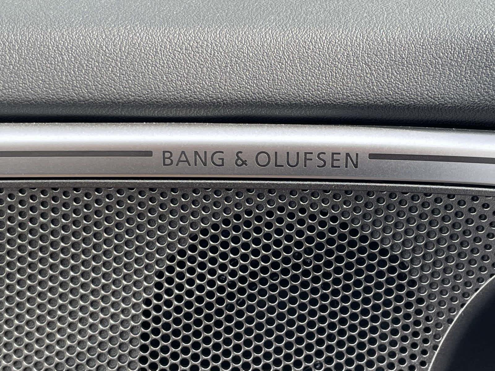 New 2026 0E0E/Black Audi Premium Plus image 32