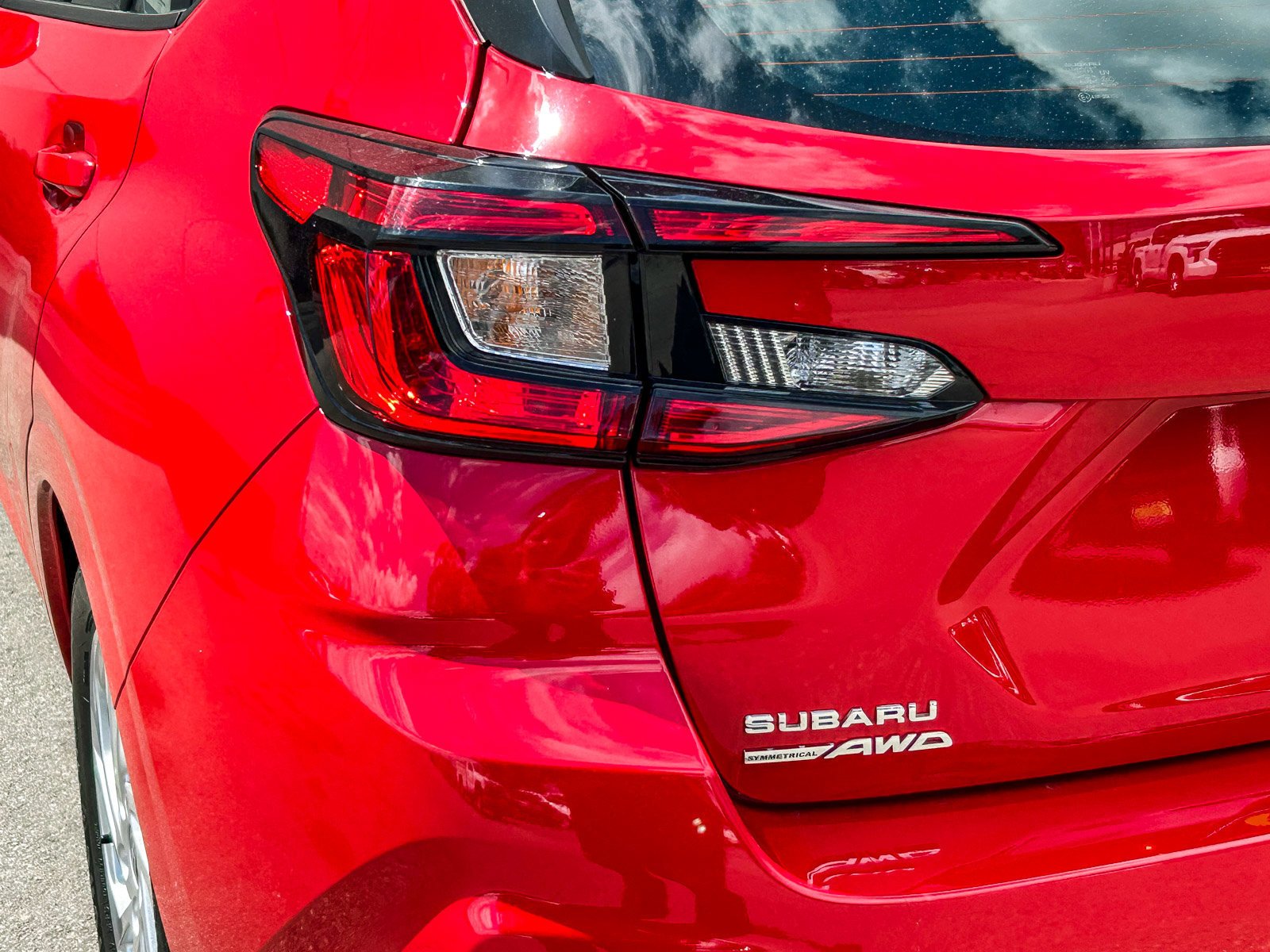 Used 2025 PURE RED SUBARU 5DR WGN AWD image 9