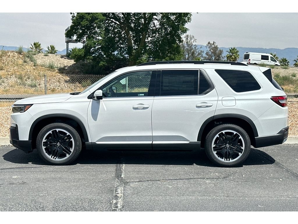 New 2026 Platinum White Pearl Honda Touring S image 8