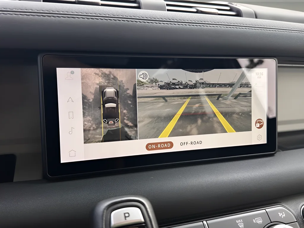 2023 Land Rover Defender X-Dynamic SE - Photo 8