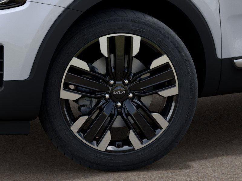 Used 2024 Glacial White Pearl Kia SX-Prestige image 10