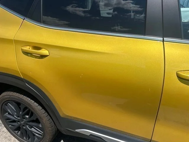 Used 2023 Yellow Kia Nightfall image 12
