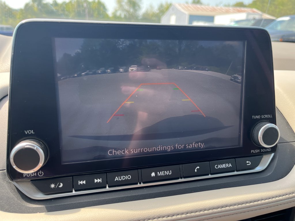 Certified Used 2023 White Nissan SV image 22