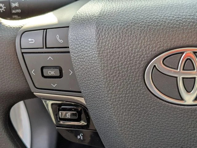 Used 2026 Ice Cap Toyota LE image 15