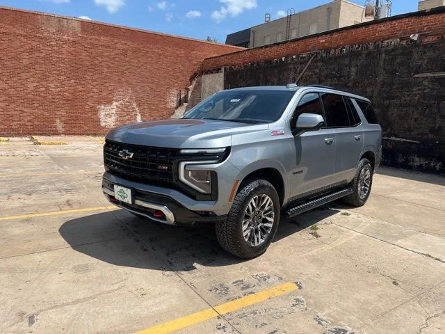 Used 2025 Gray Chevrolet Z71 image 1