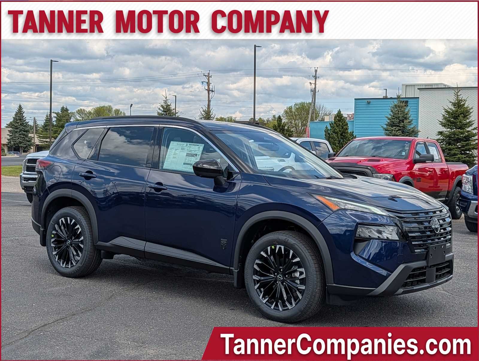 2026 Nissan Rogue Dark Armor AWD's photo