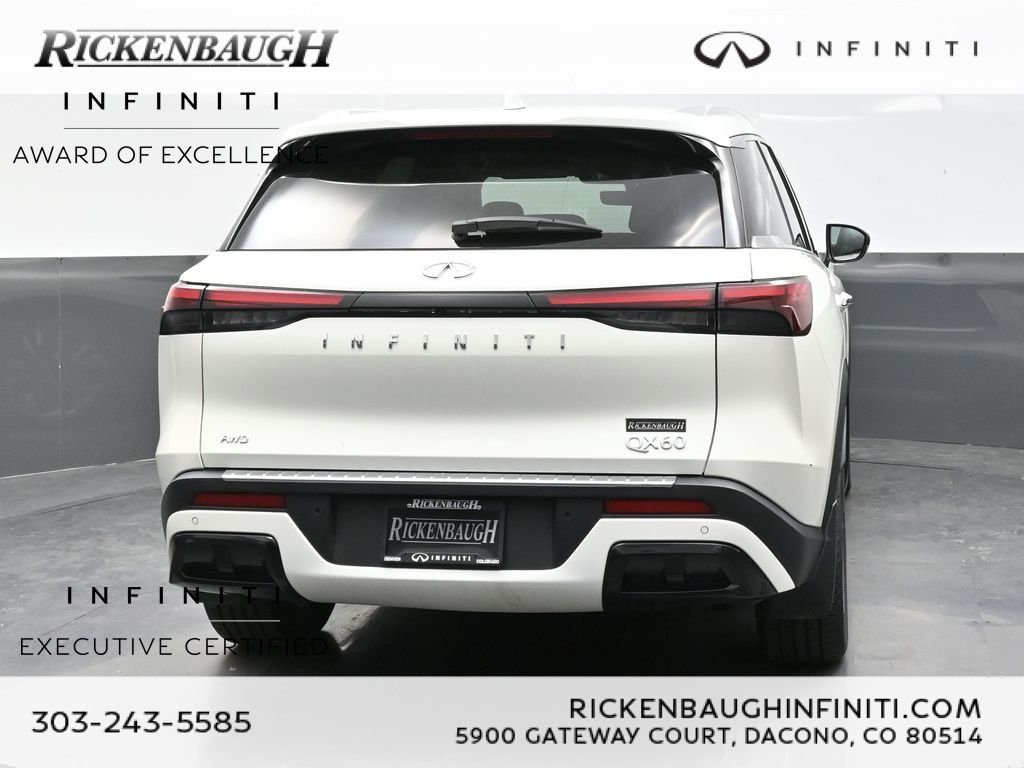 Certified Used 2023 White INFINITI LUXE image 6