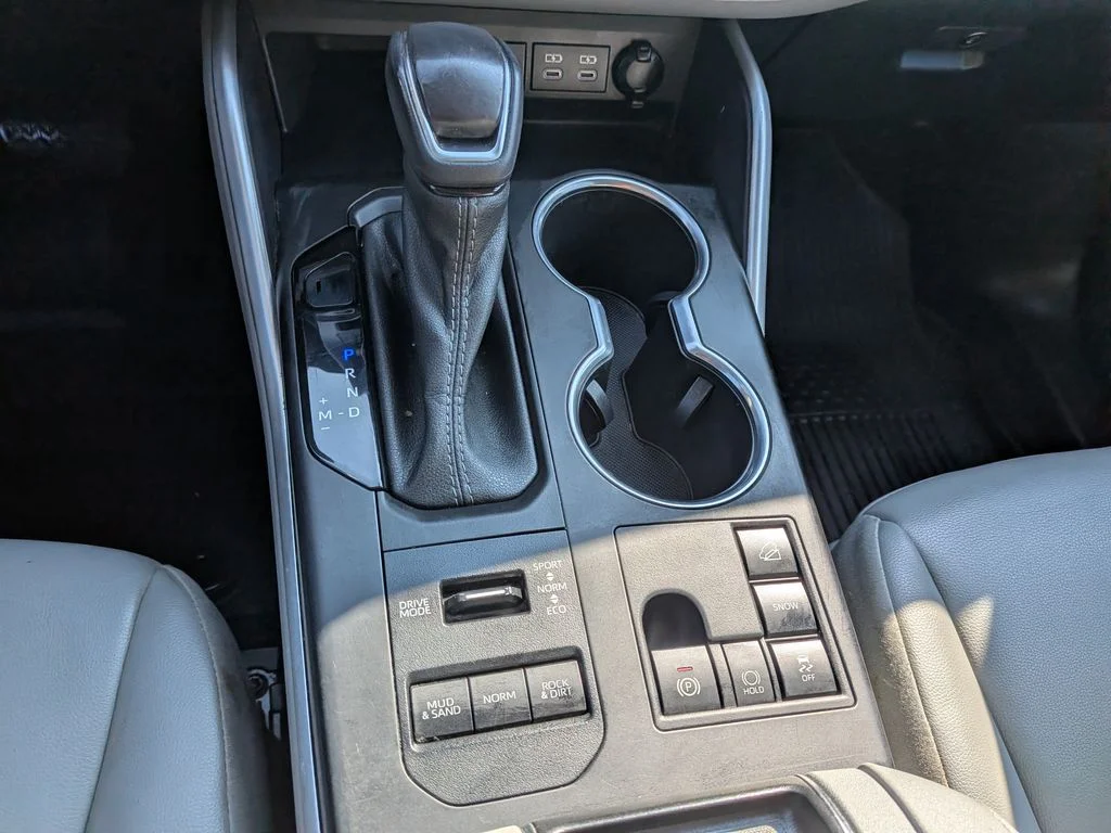 Used 2023 Midnight Black Metallic Toyota XLE image 19