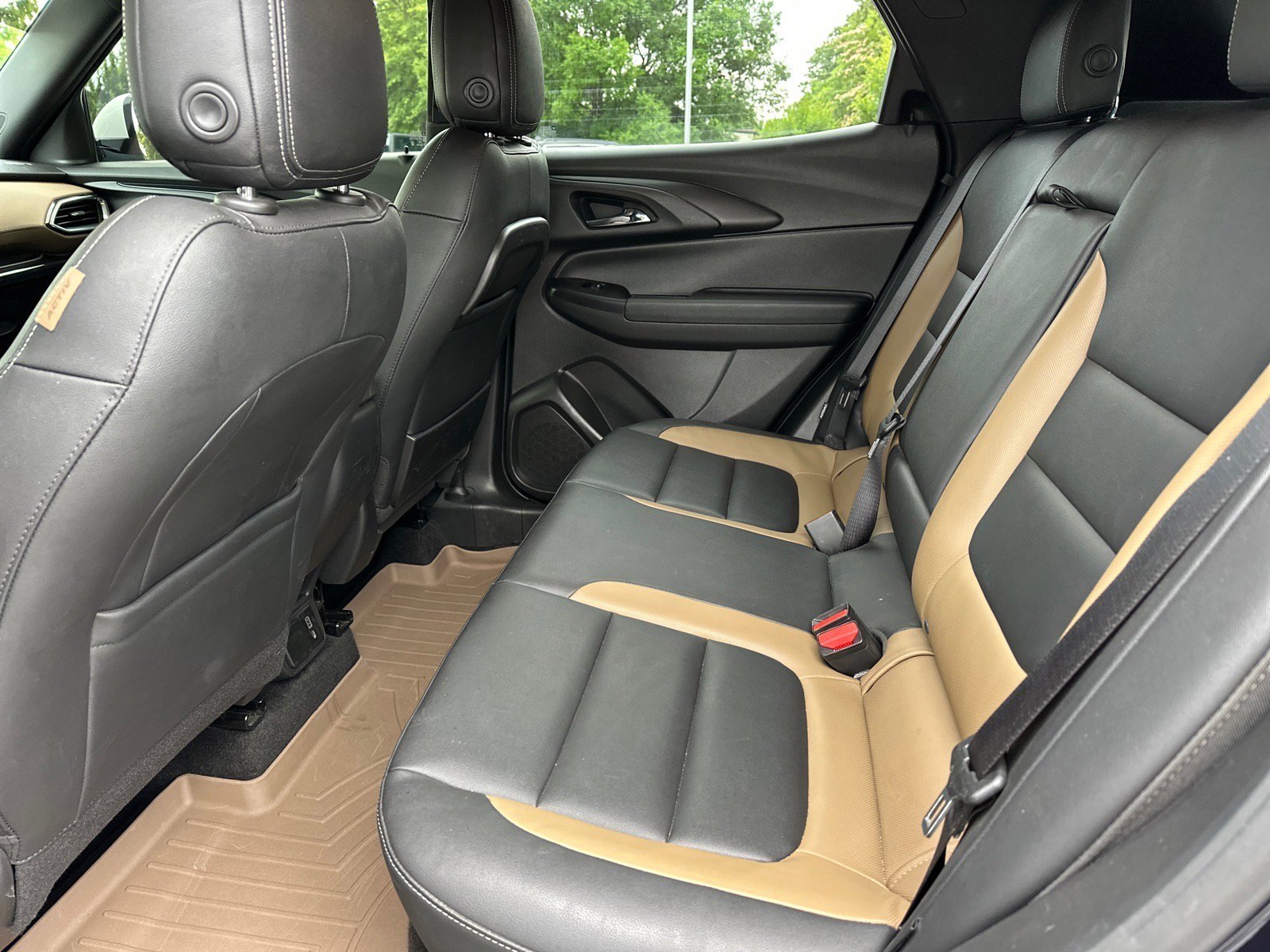 Used 2021 Midnight Blue Metallic Chevrolet ACTIV image 12