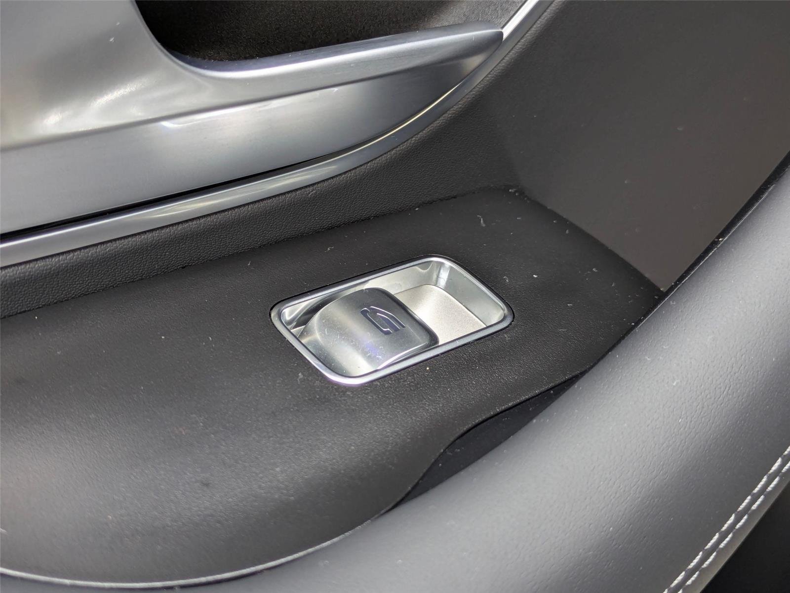 Used 2025 Obsidian Black Metallic Mercedes-Benz AMG® GLE 63 S image 28
