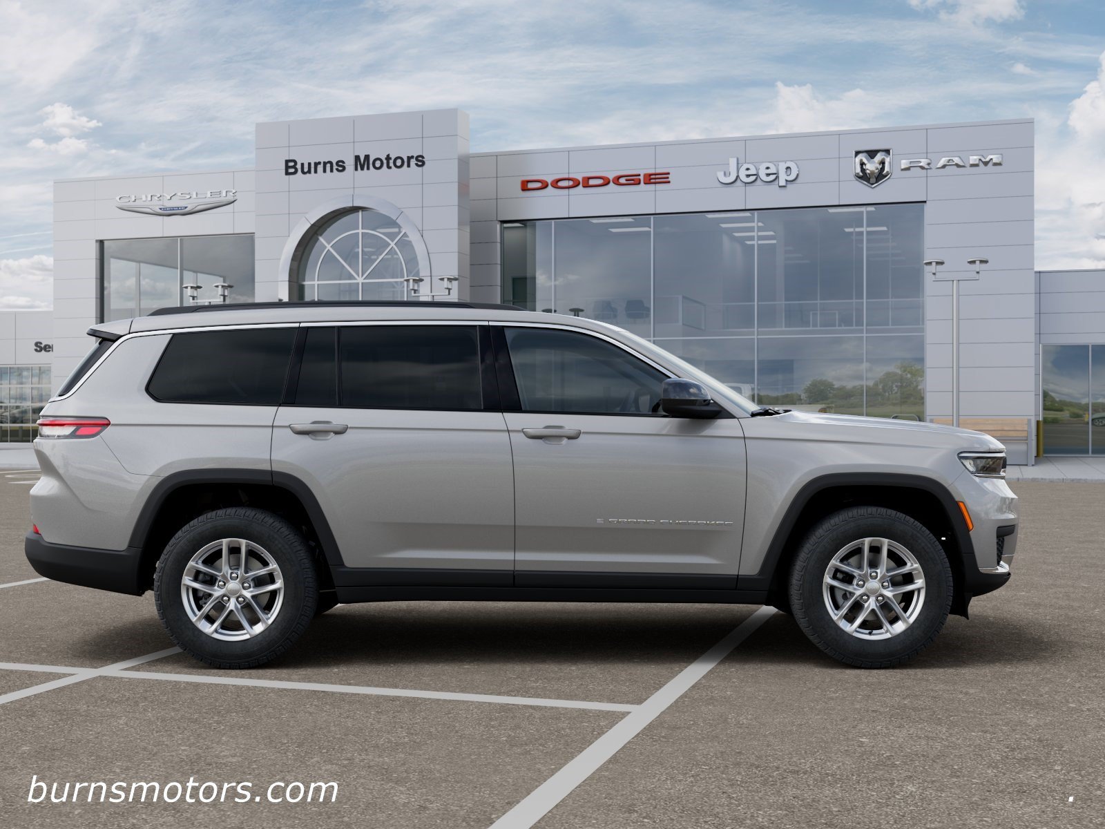 New 2026 Silver Zynith Exterior Paint Jeep Laredo image 21