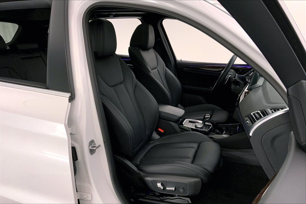 Used 2024 Mineral White Metallic BMW  image 6