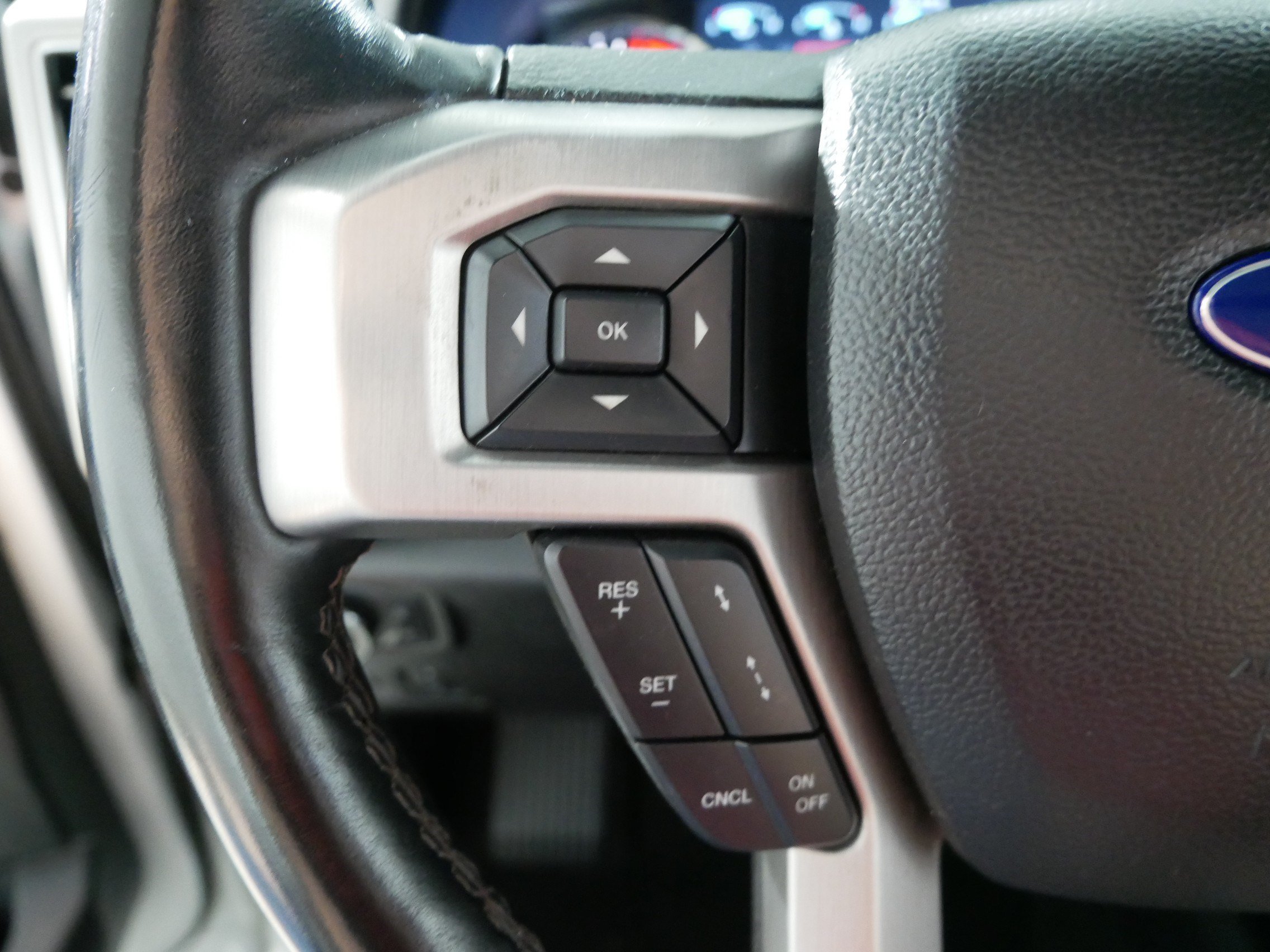 Used 2019 Ingot Silver Metallic Ford Platinum image 27