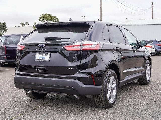 New 2024 Agate Black Metallic Ford SE image 35
