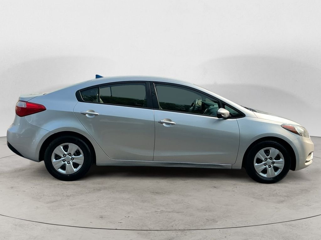 Used 2015 Silver Kia LX image 4