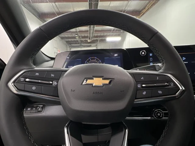 2027 Chevrolet Equinox LT - Photo 11