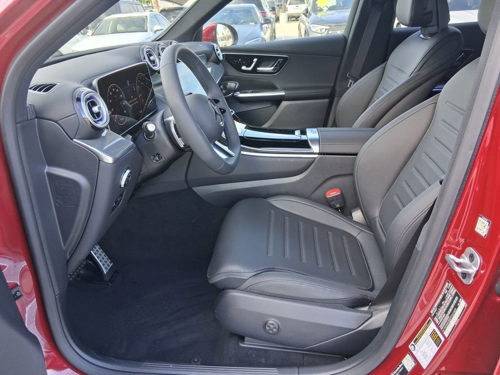 New 2026 MANUFAKTUR Patagonia Red Metallic Mercedes-Benz GLC 300 image 47