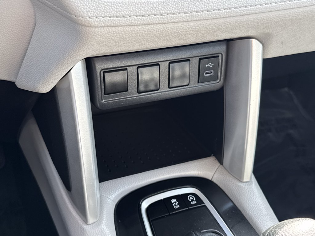 Certified Used 2025 Silver Toyota L image 26