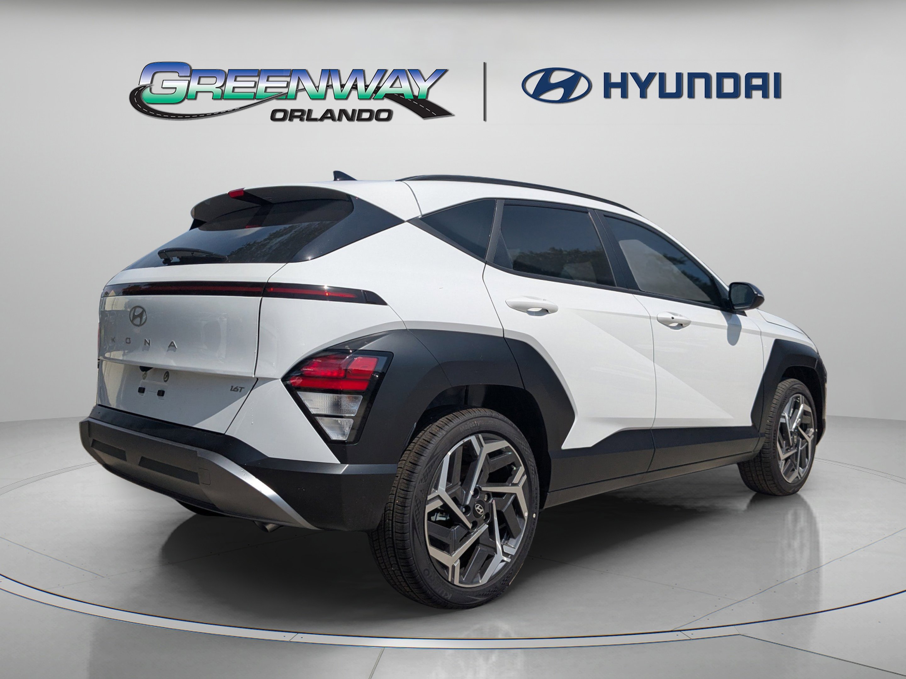 New 2026 Atlas White Hyundai SEL Premium FWD image 8