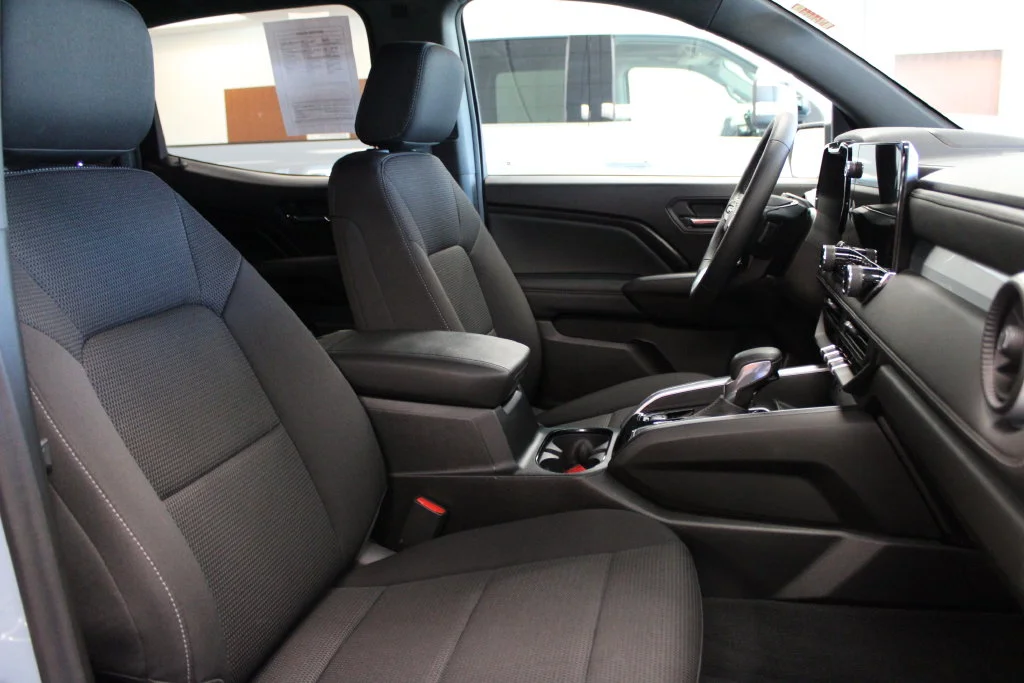 Used 2025 Metallic Chevrolet LT image 51