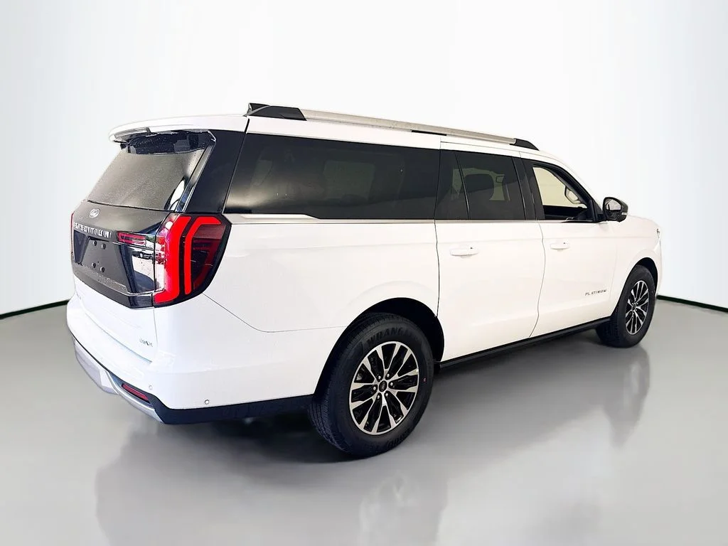 Used 2025 Oxford White Ford Platinum image 13