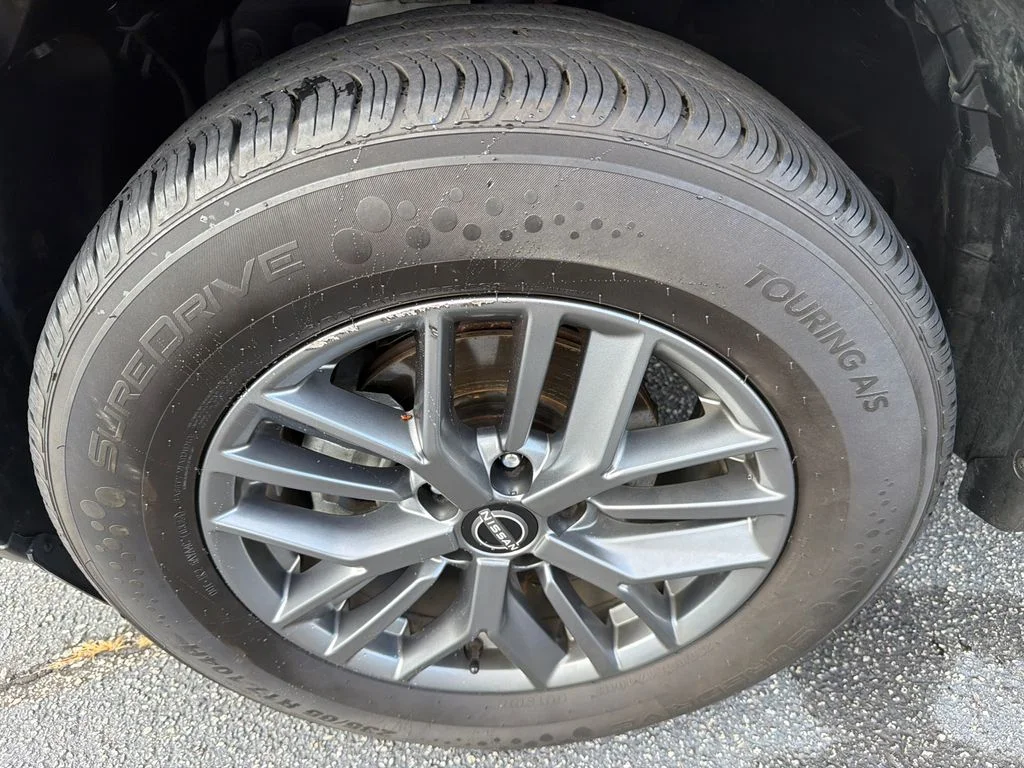 Used 2023 White Nissan S image 11