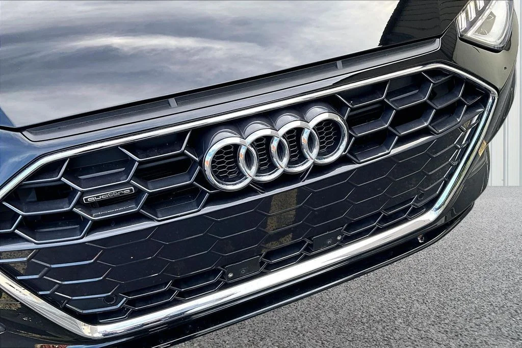 Used 2024 Black Audi 45 S line Premium image 33
