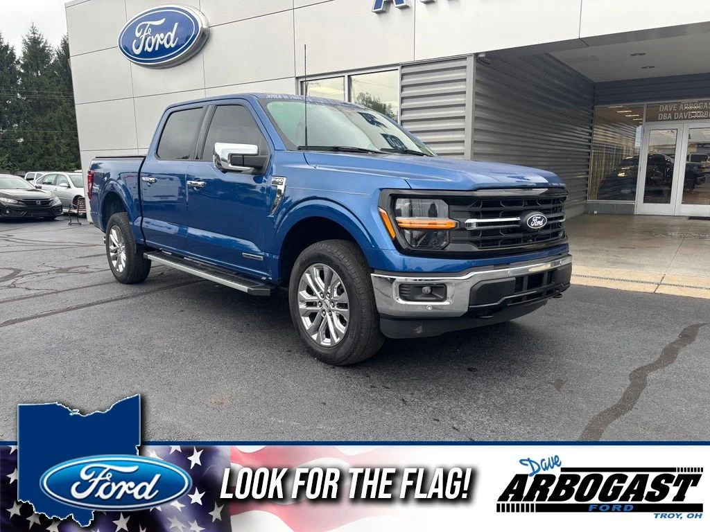 Used 2024 Blue Ford XLT image 1