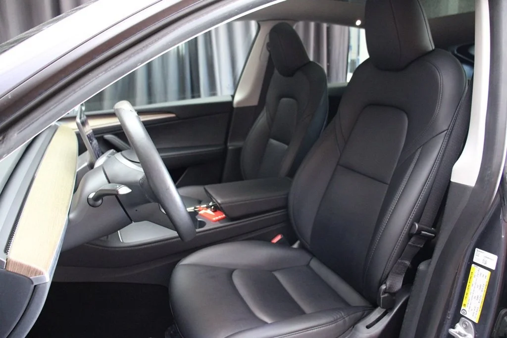 Used 2023 Solid Black Tesla Long Range image 37