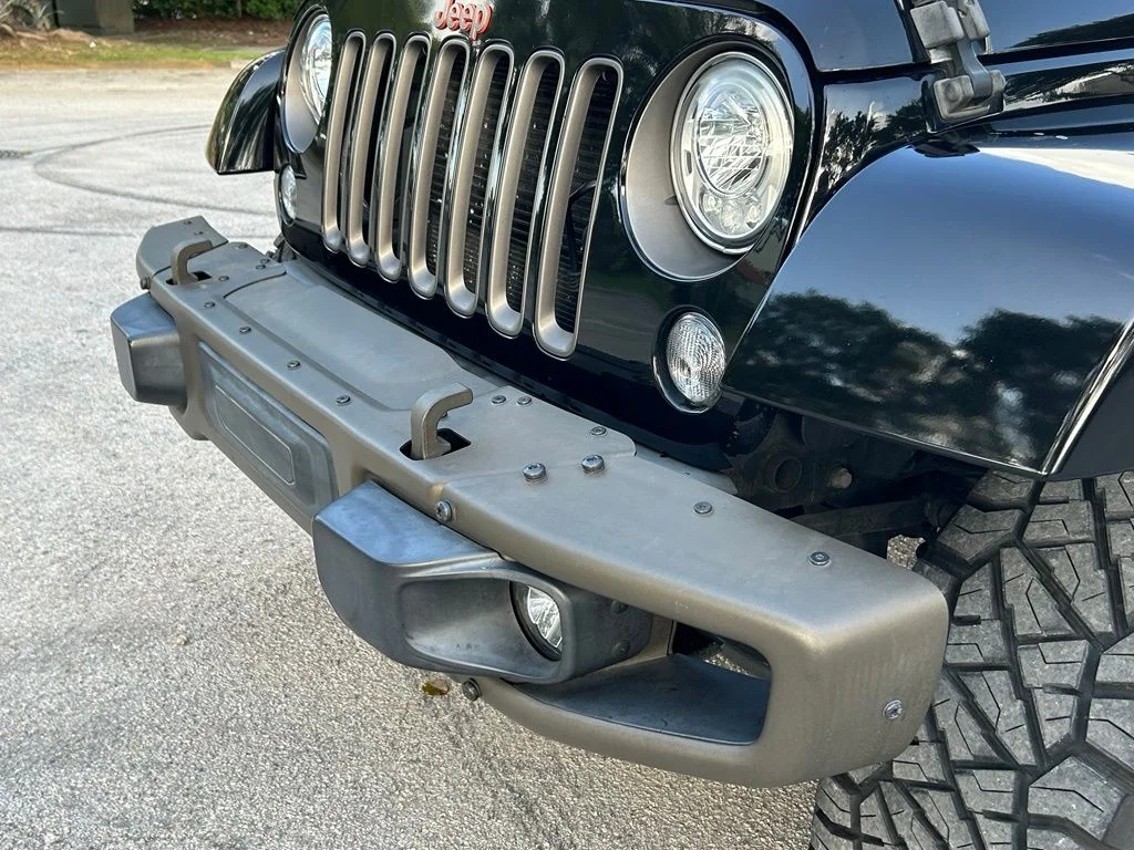 Certified Used 2017 Black Jeep Unlimited Sahara image 33