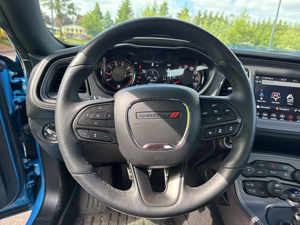 Used 2023 B5 Blue Pearlcoat Dodge SXT image 10