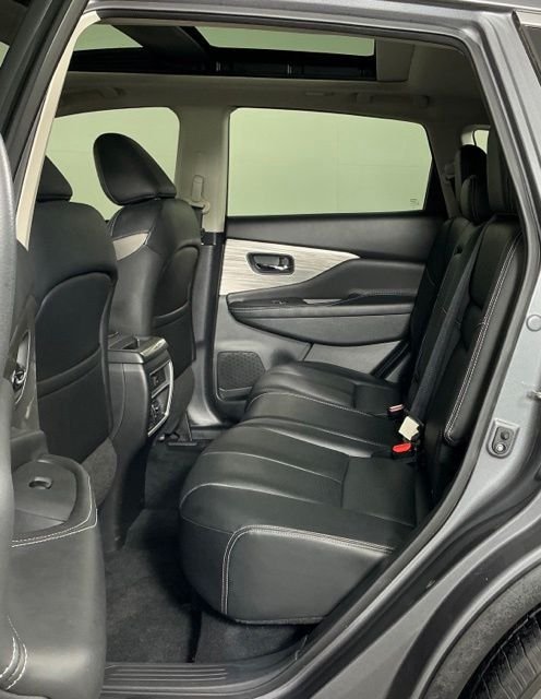 Used 2017 Gray Nissan SL image 22