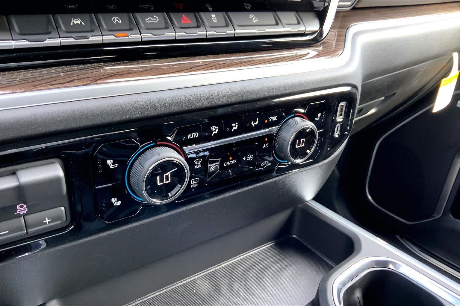 2026 Chevrolet Silverado 1500 RST - Photo 19